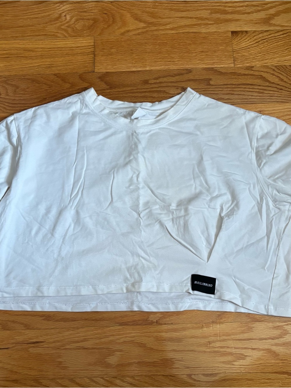 White Cropped Tee with Crew Neck by Malibu